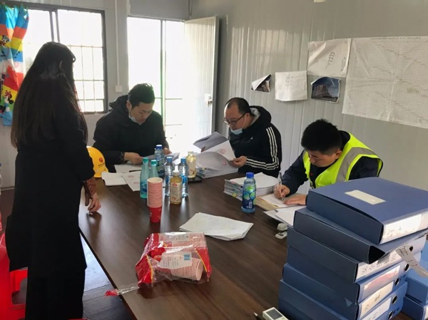 1611892467500640.jpg 南昌市政建設(shè)集團開展安全質(zhì)量進度檢查6001.jpg