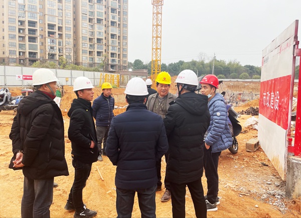 1612339680643039.jpg 南昌市政建設(shè)集團湖南名門國際項目節(jié)前安全檢查6001.jpg