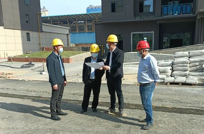 1649293777893426.jpg 肖長華前往桃南安置房項目檢查指導691.jpg