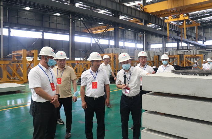 胡靈驅(qū)蒞臨市政遠(yuǎn)大公司調(diào)研裝配式建筑 胡靈驅(qū)蒞臨市政遠(yuǎn)大公司調(diào)研裝配式建筑