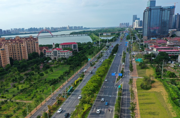 南昌市政建設(shè)昌東大道拓寬改造提升工程榮獲華東地區(qū)優(yōu)質(zhì)工程獎 南昌市政建設(shè)昌東大道拓寬改造提升工程榮獲華東地區(qū)優(yōu)質(zhì)工程獎