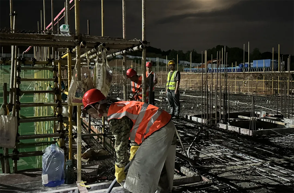 贛州稀金科創(chuàng)城中等職業(yè)技術(shù)學(xué)校項(xiàng)目全力沖刺 確保秋季新學(xué)期交付 贛州稀金科創(chuàng)城中等職業(yè)技術(shù)學(xué)校項(xiàng)目全力沖刺 確保秋季新學(xué)期交付